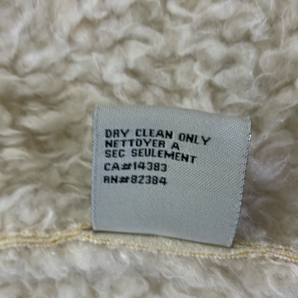 Vest - Picture 11 of 13